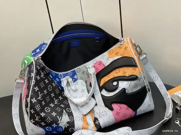 WIS 45 VUITTON KEEPALL  BANDOULIÈRE LOUIS 0503